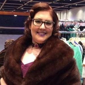 Meet your Posher, Natasha